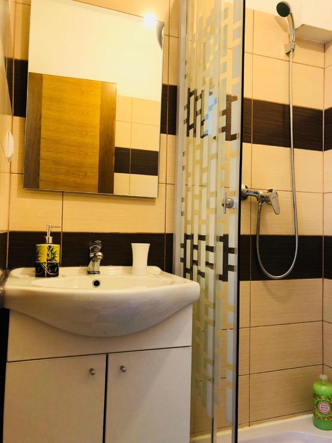 Rooms For Two With Private Bathroom Near Split Center ภายนอก รูปภาพ